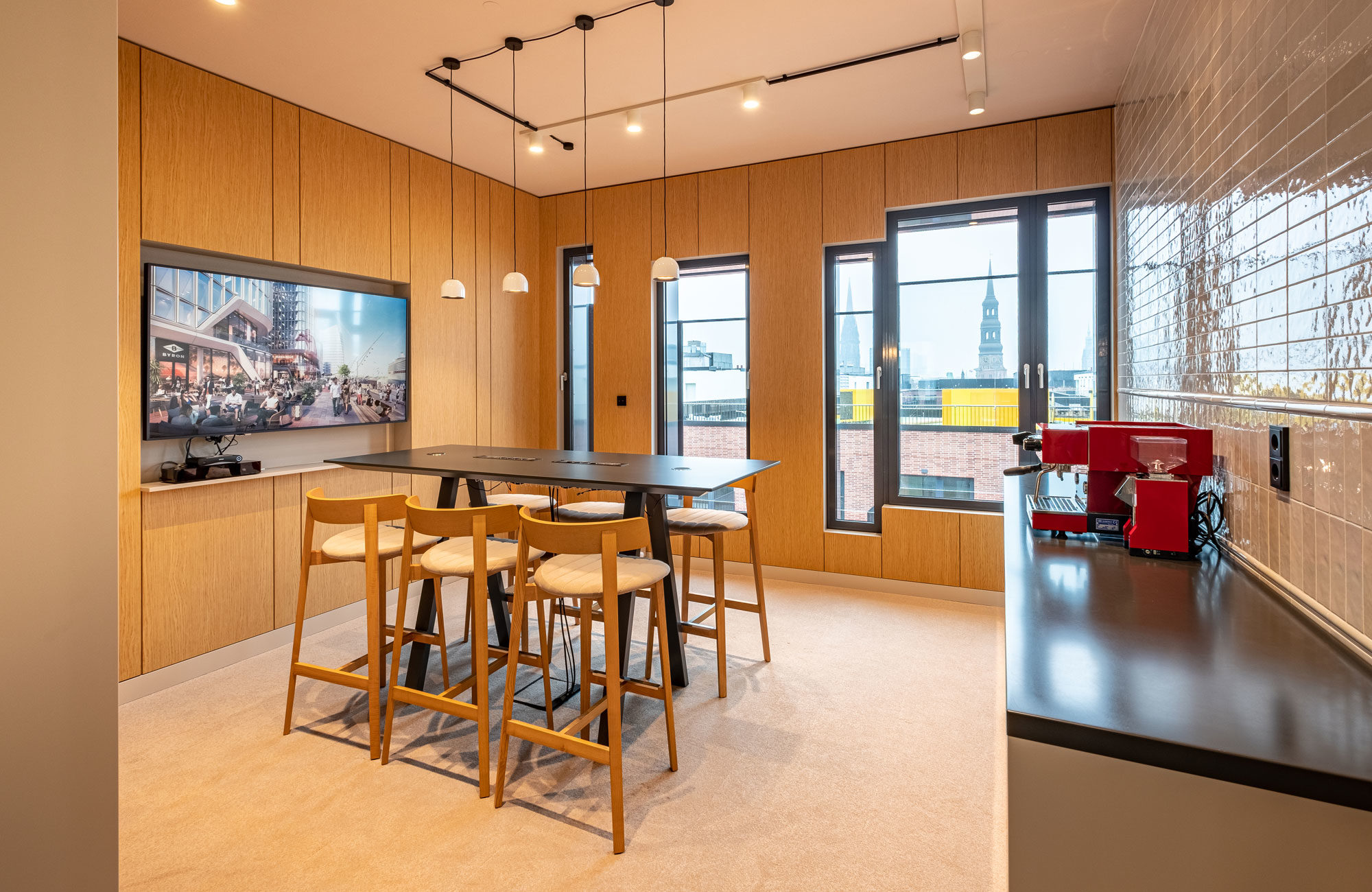 Showroom_Eroeffnung_Innenarchitektur-(7-von-13)