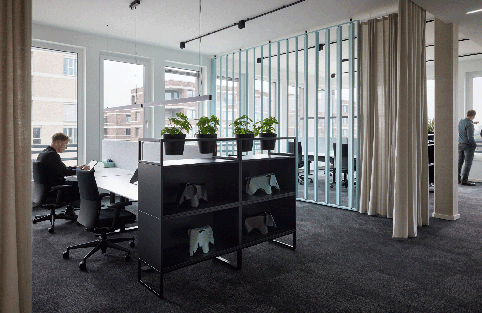 Stern_Architekten_Musterburo_0440_an_People_low